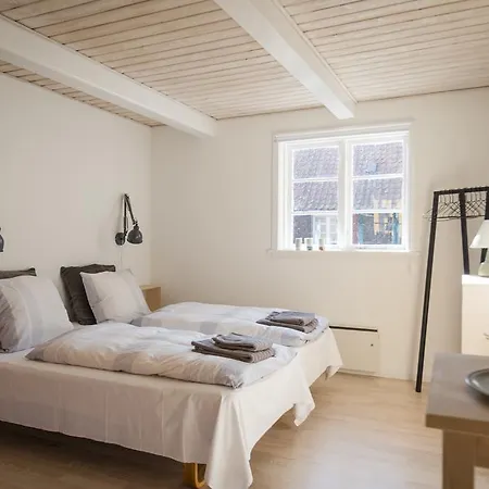 Holmegaard Allinge-Sandvig