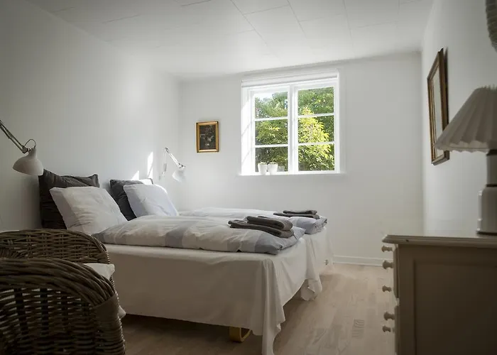 Holmegaard Allinge-Sandvig