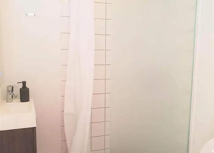 Holmegaard Gæstehus 3*